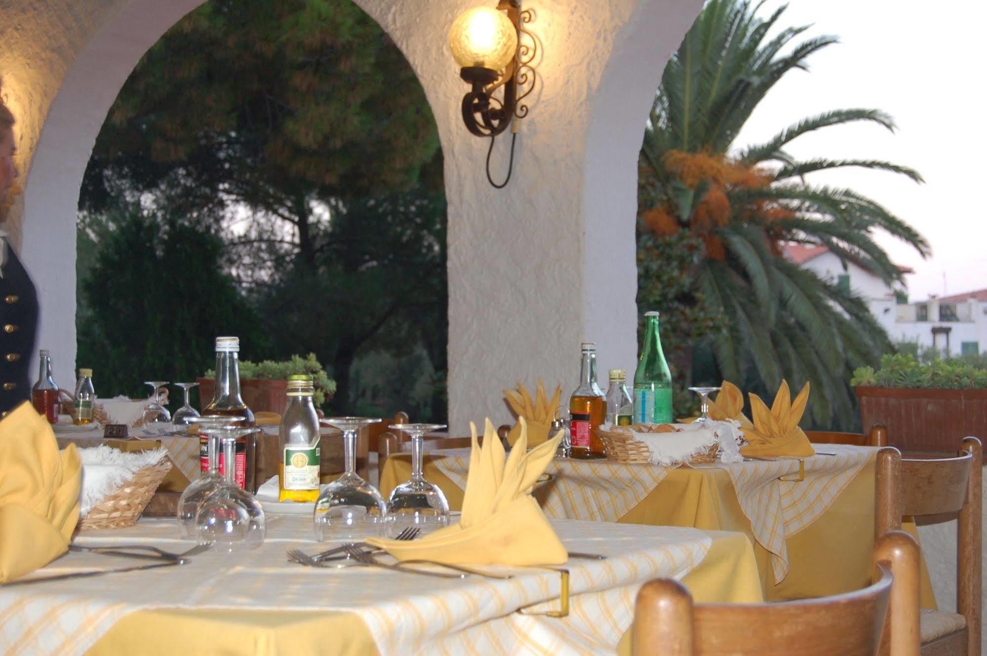 Hotel Marelba Cavo Exterior photo